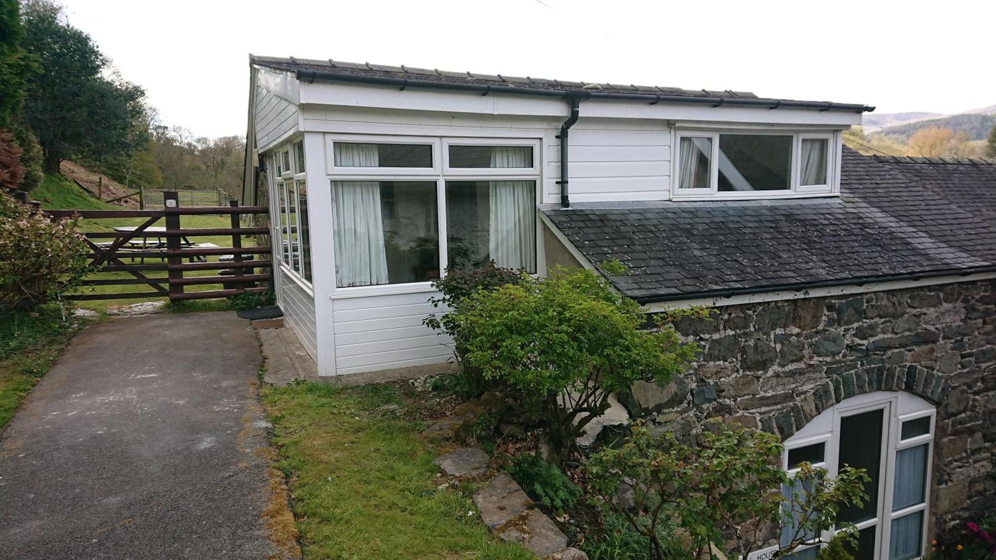 Abergwynant Farm Glamping & Apartments Dolgellau Exterior foto